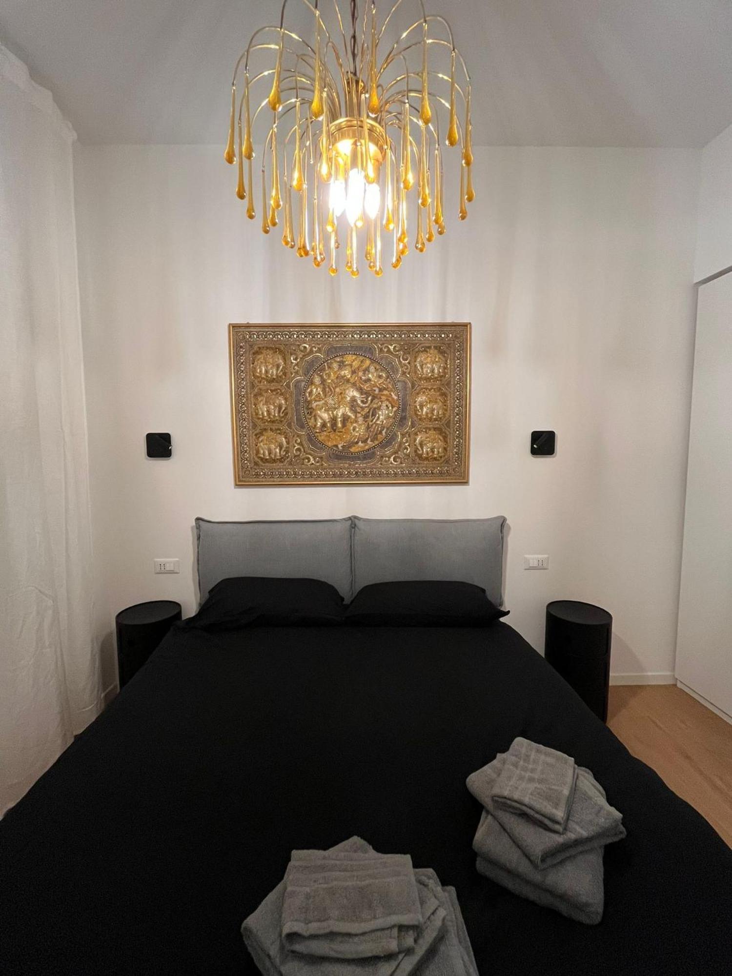 Trieste Centrale Luxury Apartament In Stile Moderno Buitenkant foto