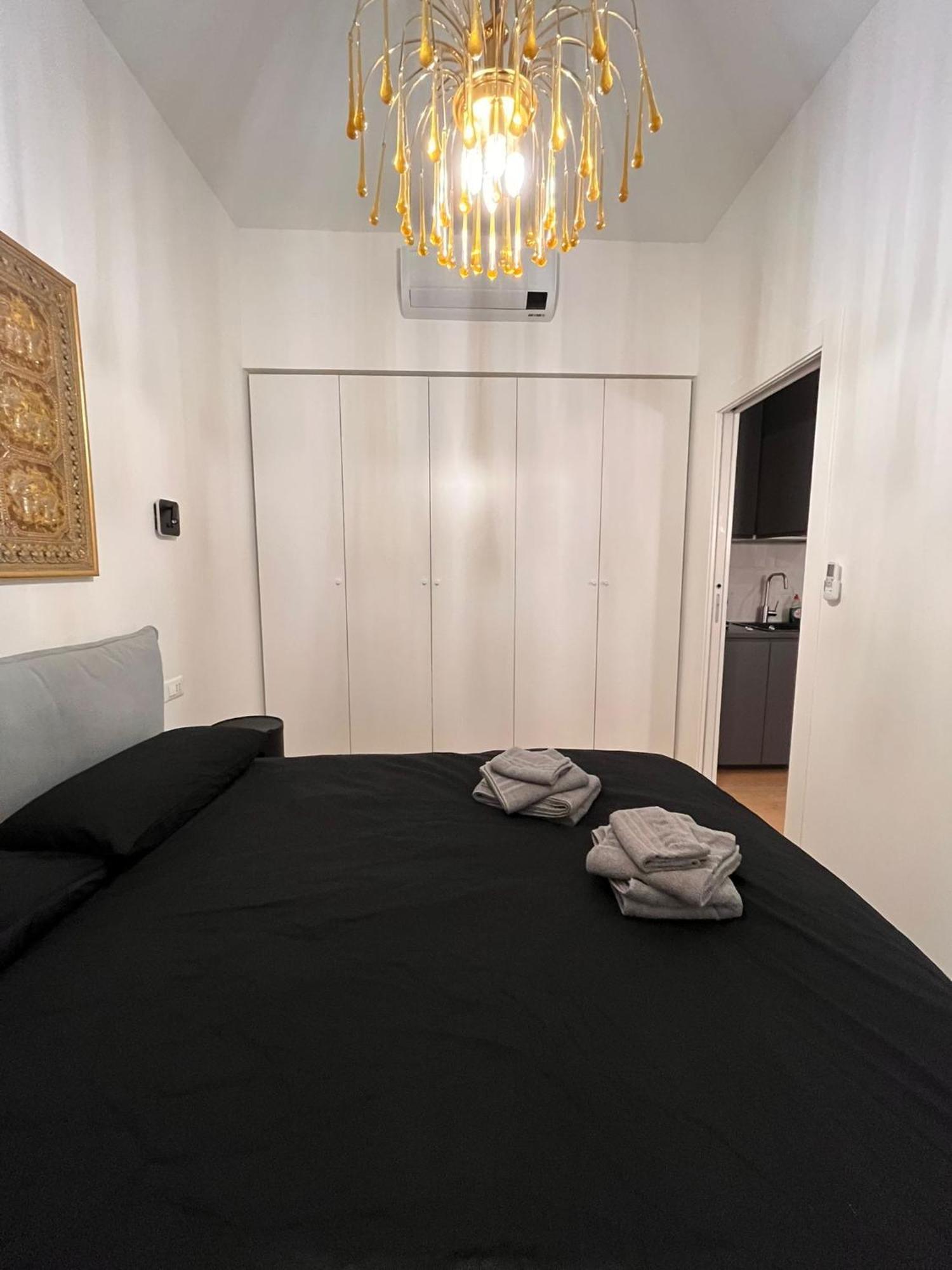 Trieste Centrale Luxury Apartament In Stile Moderno Buitenkant foto